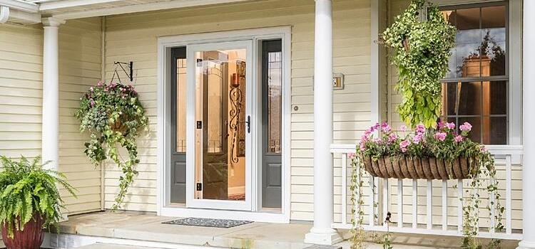 screen door installation in Santa Monica
